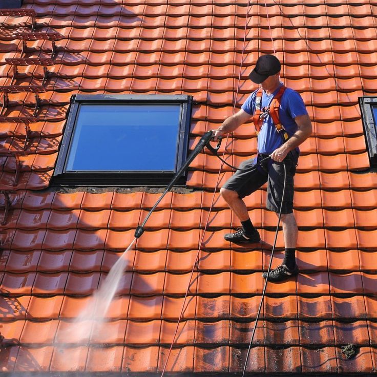 Cleaning Asphalt Roof Shingles