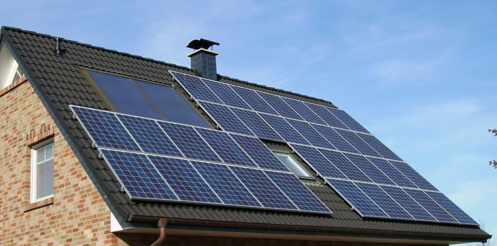 Solar Panel Roofing Shingles